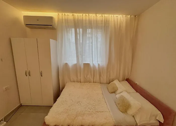 Muse Studio, Center Of アパート *